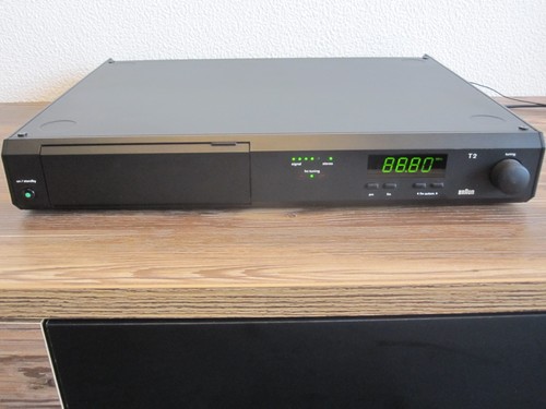 Braun tuner aus - ,